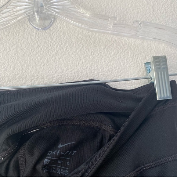 Nike Black Reflective Stripes Running Leggings Women's XS - Picture 3 of 5